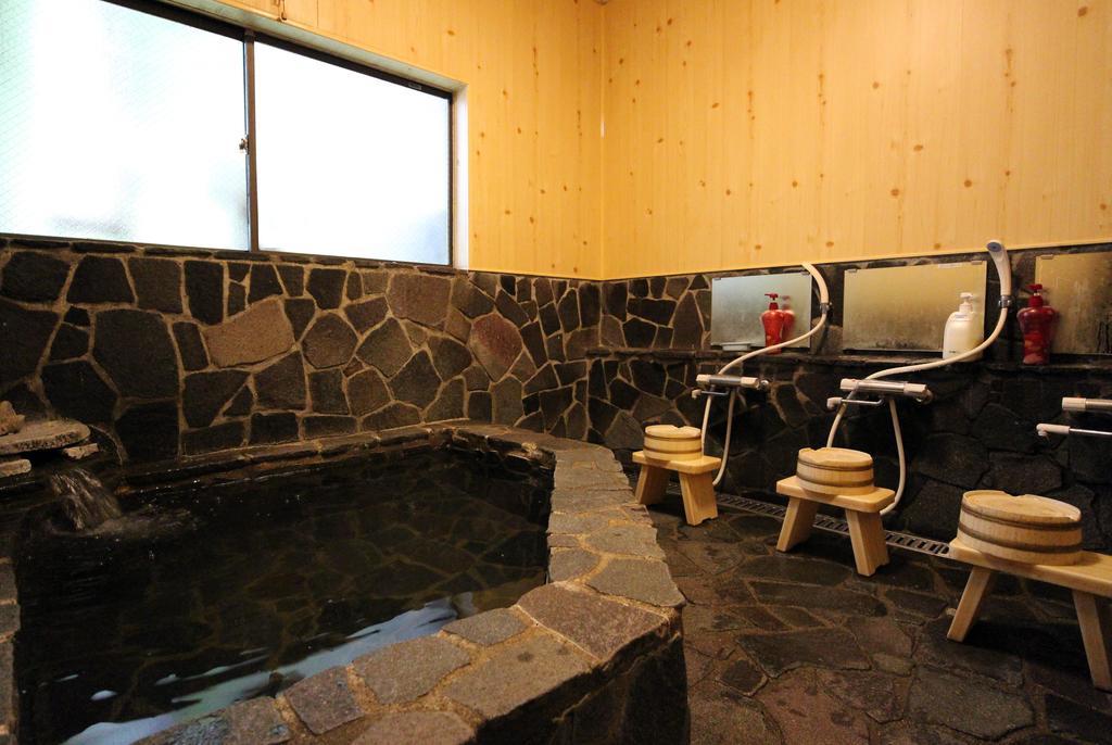 Minshuku Yoshinoya Hotel Minakami Buitenkant foto